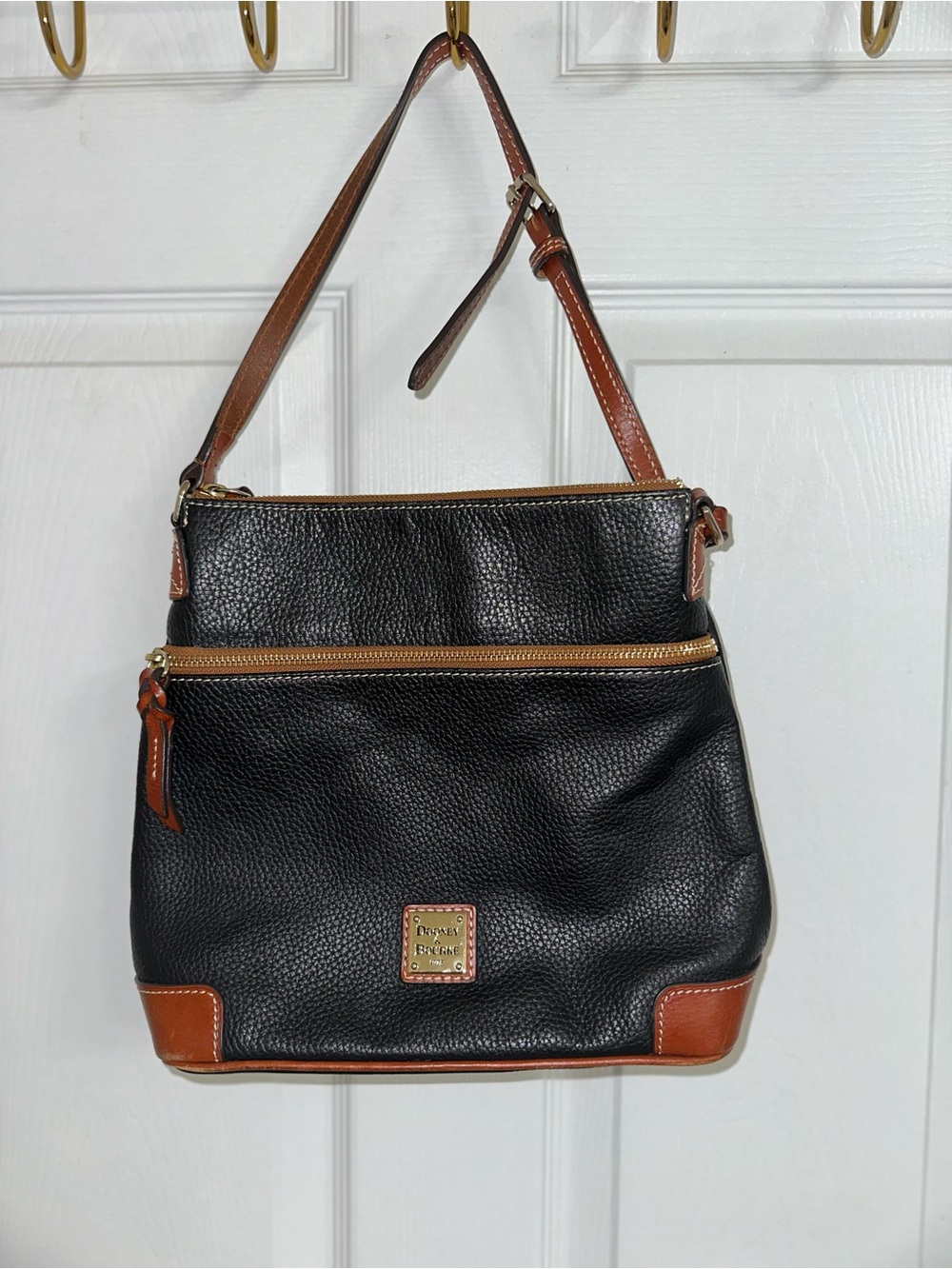 ✨ Dooney & Bourke Pebble Grain Crossbody Bag ✨ - Picture 6 of 6